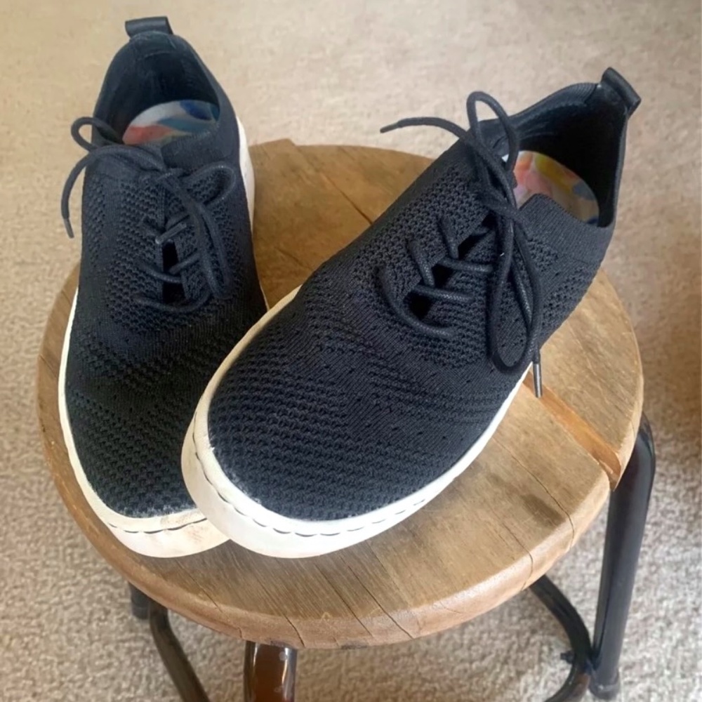 Black Women's Sneakers